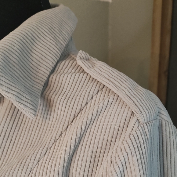 Women's Grey Corduroy Shirt Jacket - Picture 2 of 4
